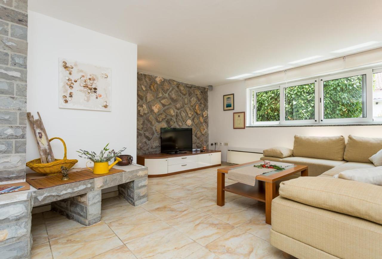 Molnar Resort Apartment Sergej Brzac Zewnętrze zdjęcie