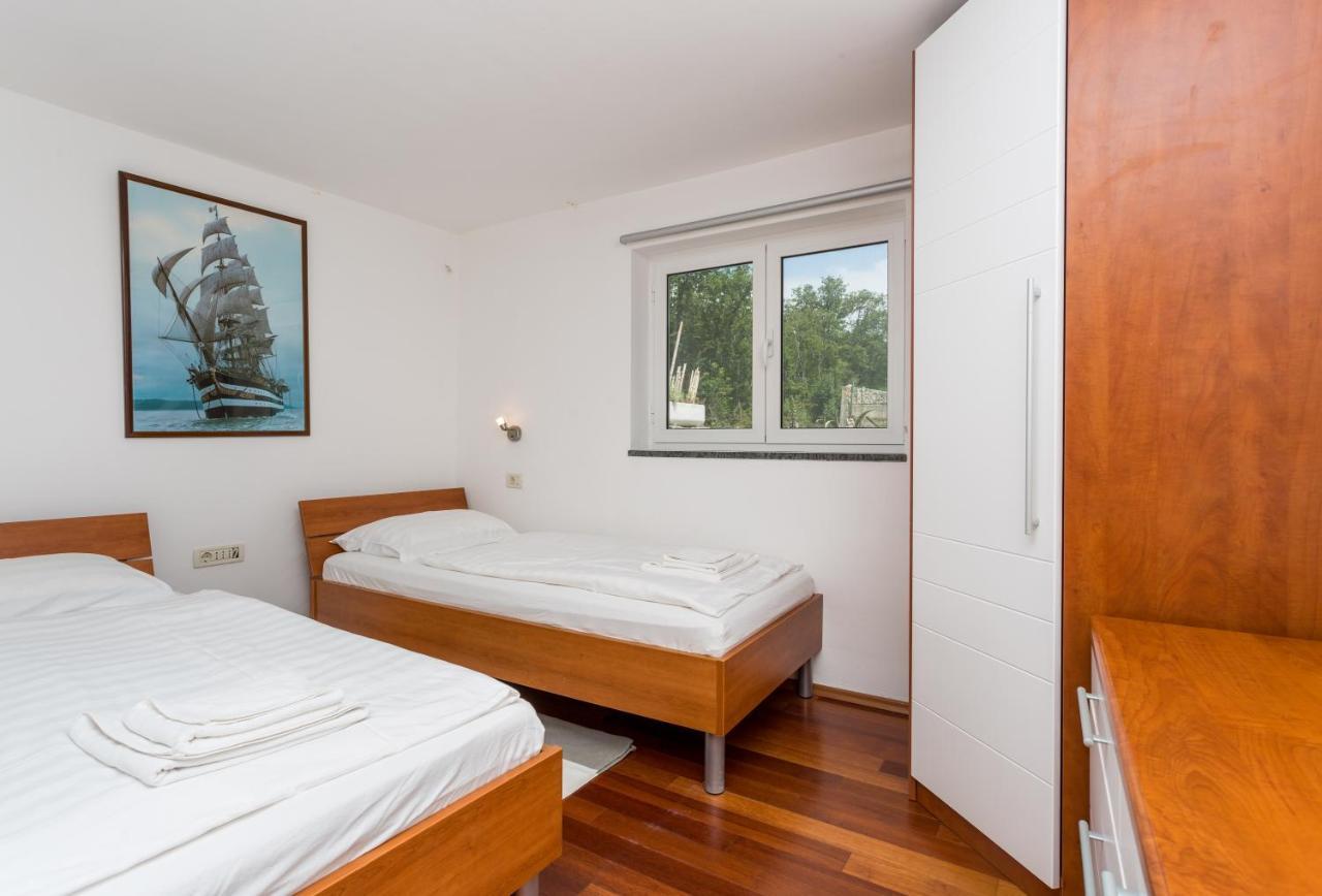 Molnar Resort Apartment Sergej Brzac Zewnętrze zdjęcie